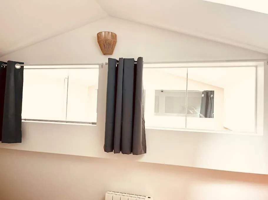 Stylish Loft Paris 17- 3 Bdrs - 2 Bathrs - 7 Pers Lägenhet Frankrike