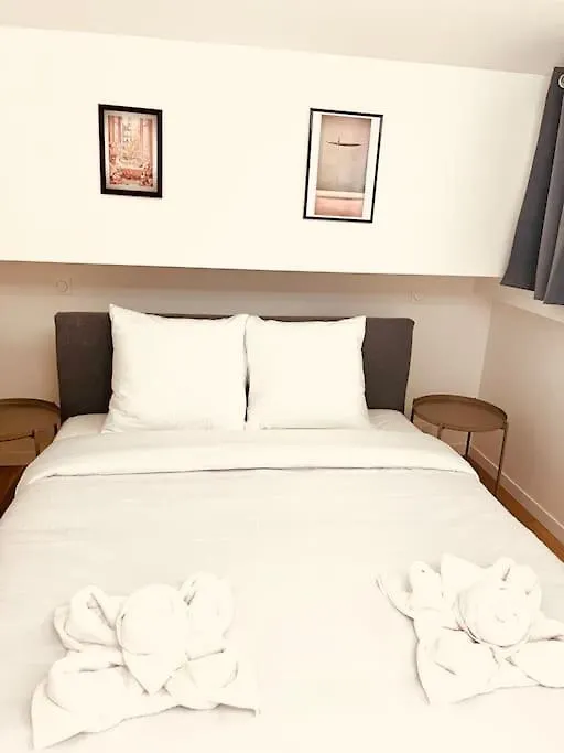Apartament Stylish Loft Paris 17- 3 Bdrs - 2 Bathrs - 7 Pers