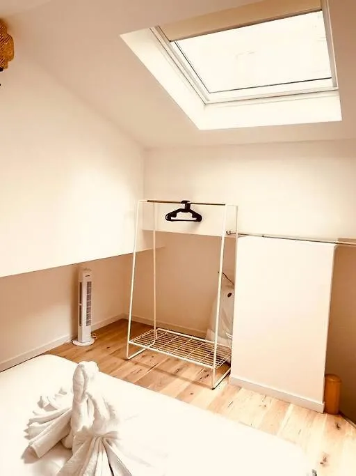 Stylish Loft Paris 17- 3 Bdrs - 2 Bathrs - 7 Pers Apartment