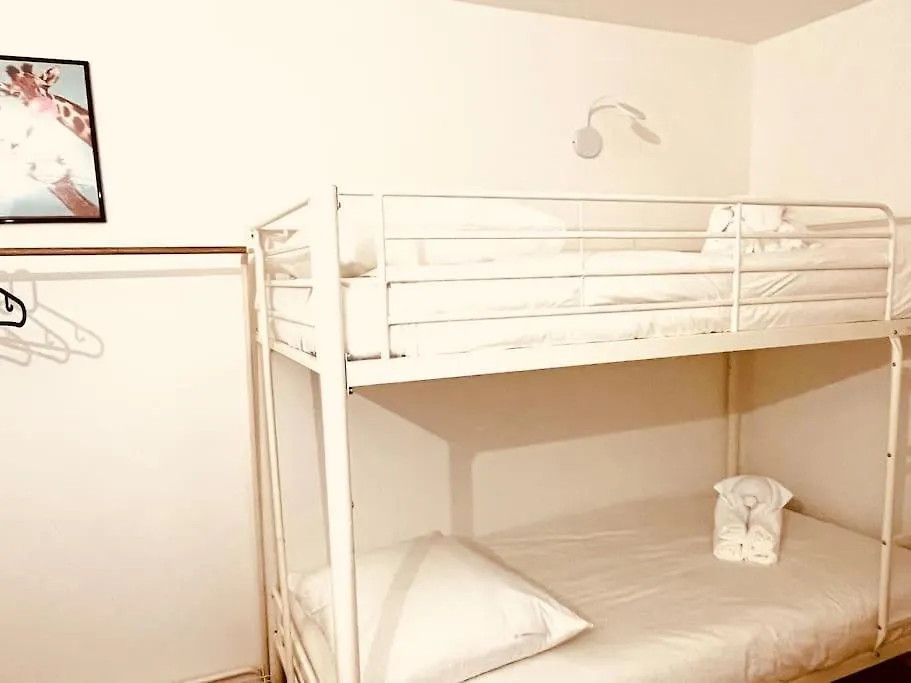 Stylish Loft Paris 17- 3 Bdrs - 2 Bathrs - 7 Pers Apartment France