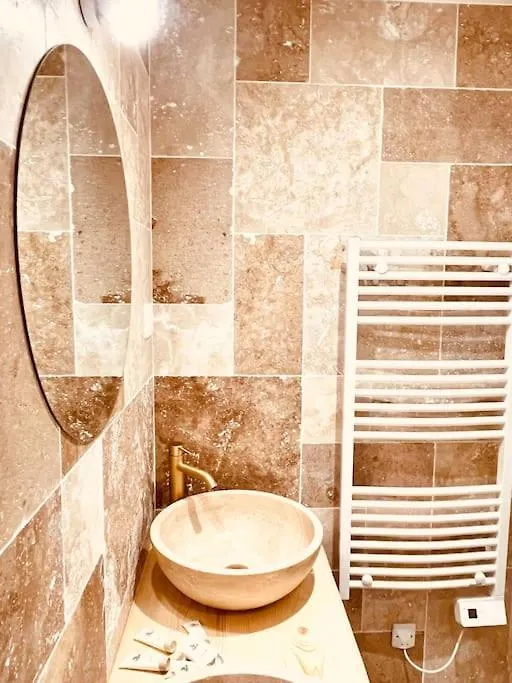 Apartament Stylish Loft Paris 17- 3 Bdrs - 2 Bathrs - 7 Pers
